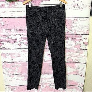 VINCE CAMUTO Women’s Black Gray Floral Printed Pants 6 Business Casual EUC